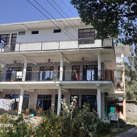Mohinder & Mohindra Home Stay Bīr Dış mekan fotoğraf