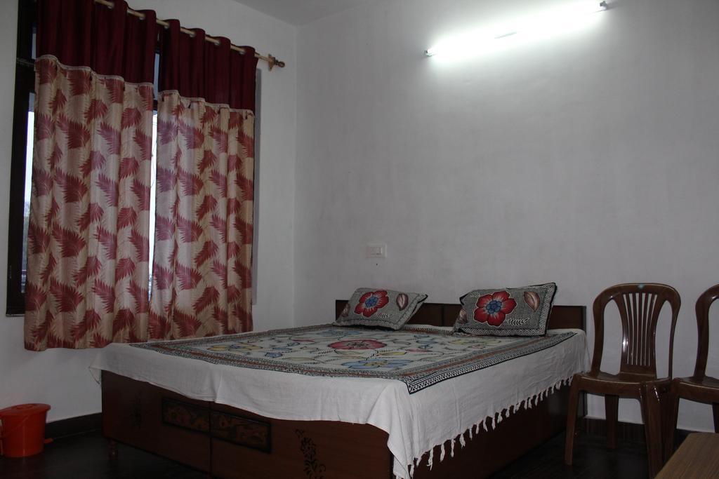 Mohinder & Mohindra Home Stay Bīr Dış mekan fotoğraf