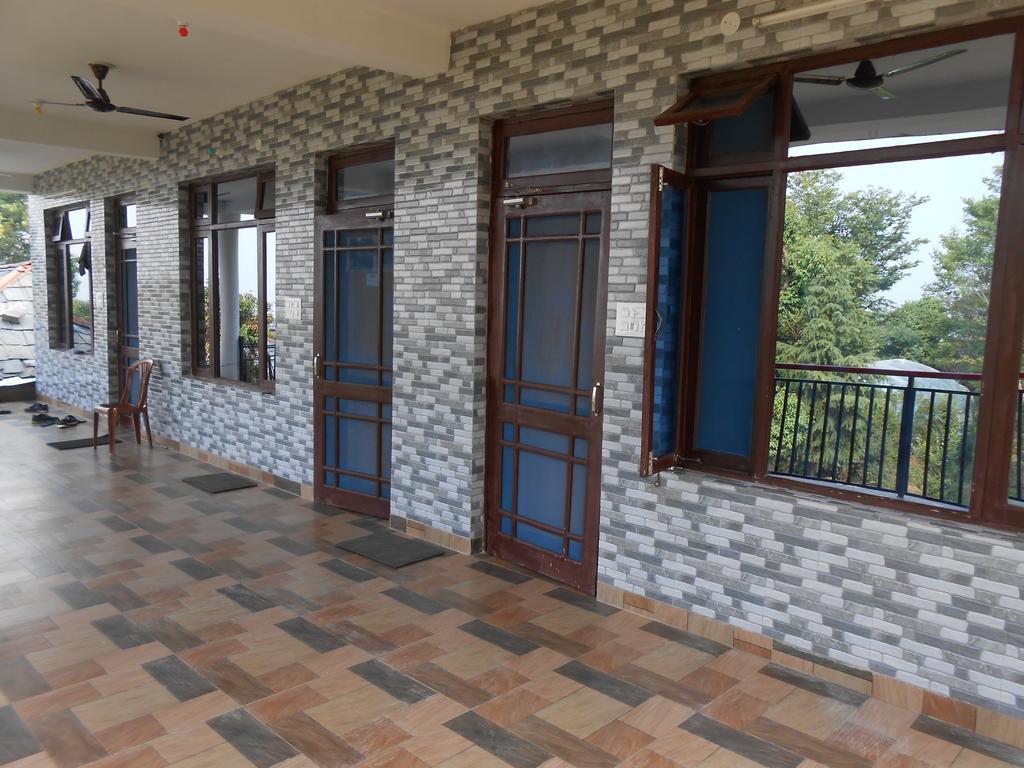 Mohinder & Mohindra Home Stay Bīr Dış mekan fotoğraf